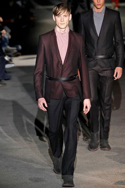 Look 34
